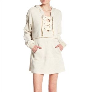 Kendall & Kylie lace up sweatshirt dress